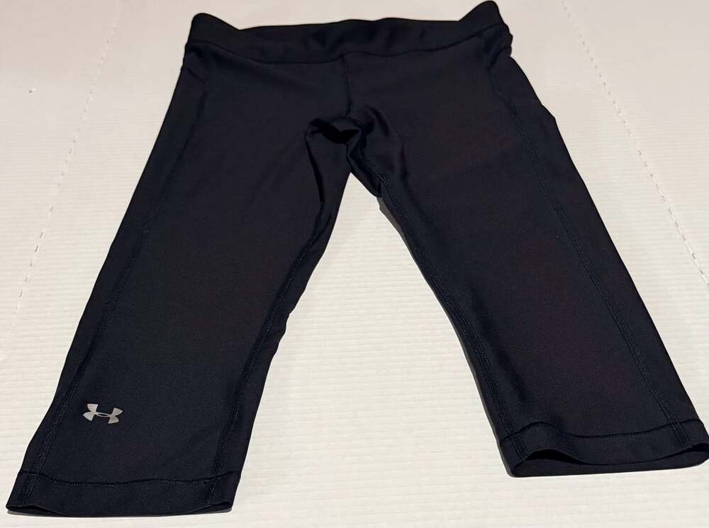 Under Armour HeatGear Compression Capri Leggings Size L Black